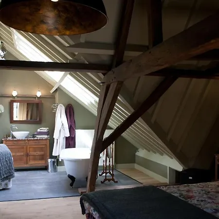 Bed & Breakfast Door 10