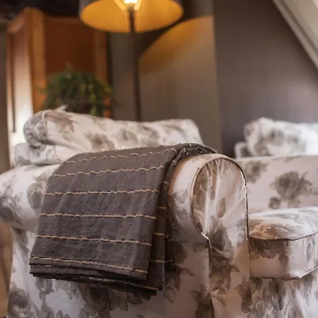 Door 10 Bed & Breakfast Ghent
